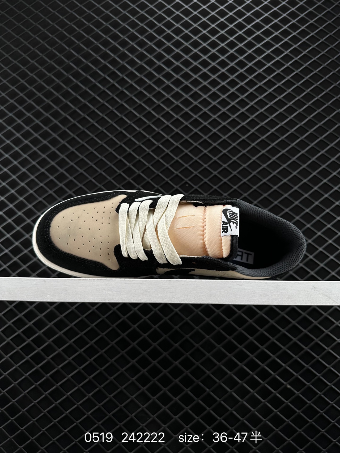 Travis Scott x Air Jordan 1 Low